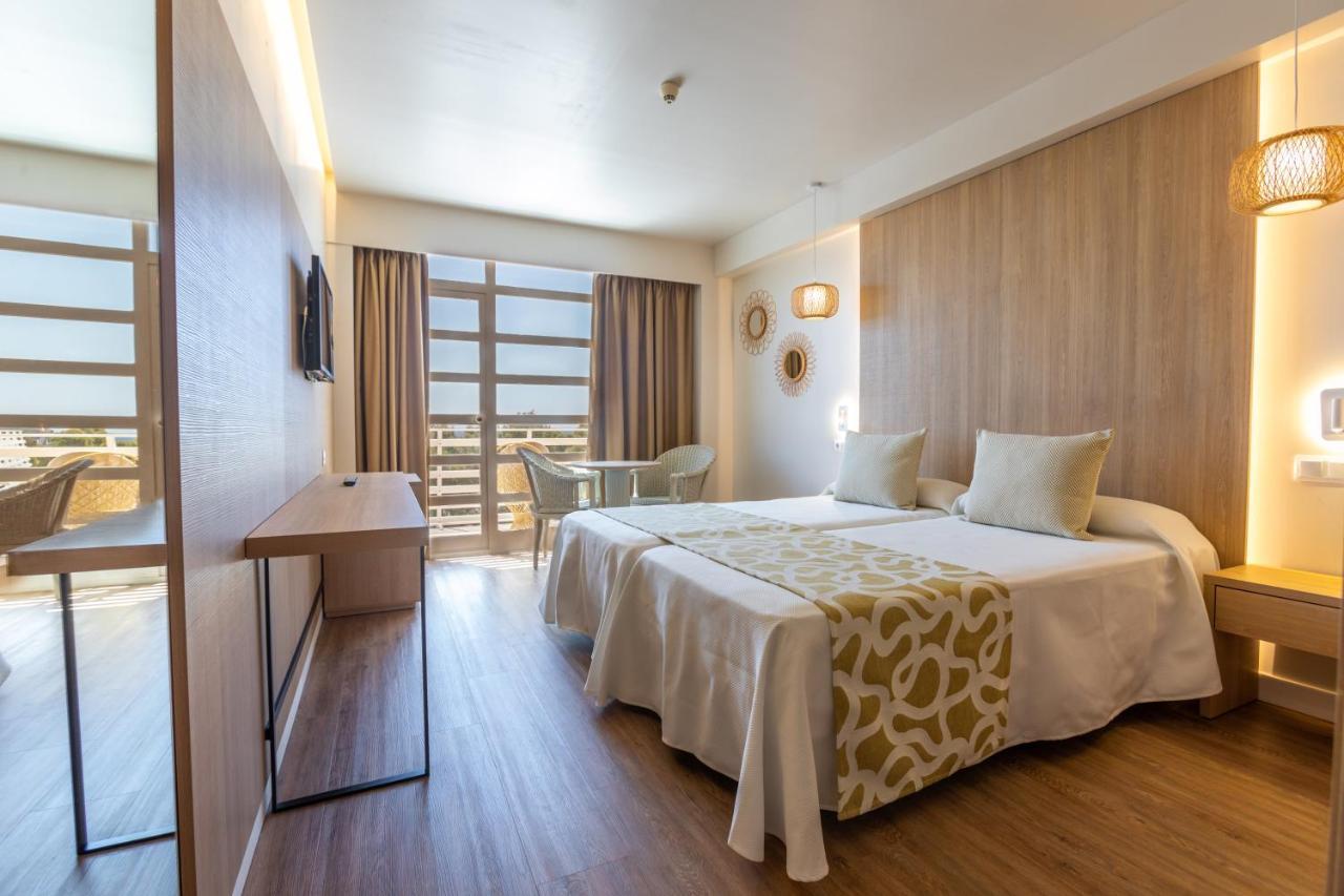 Ona Palmira Paradise Paguera Exterior photo
