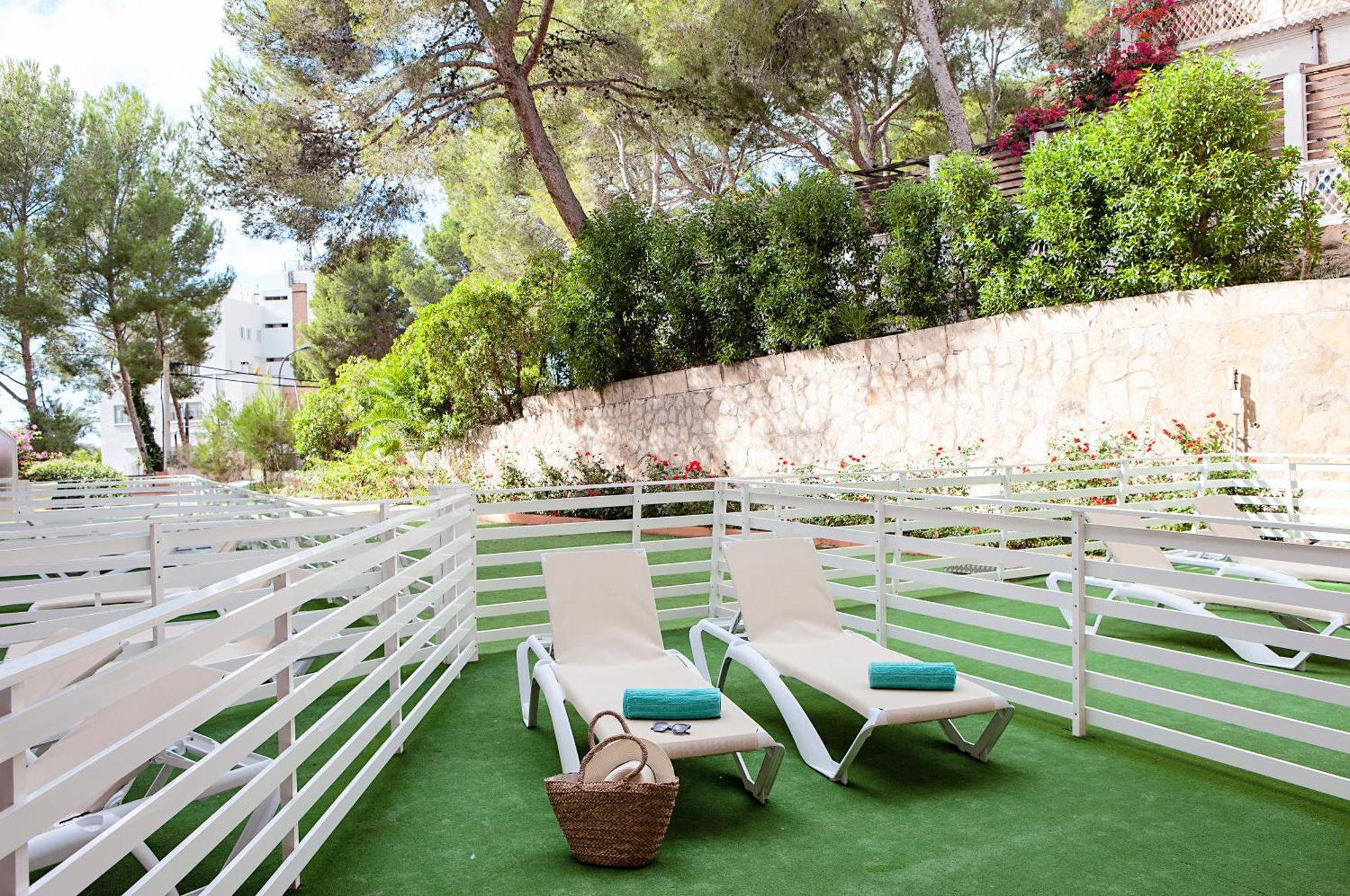 Ona Palmira Paradise Paguera Exterior photo